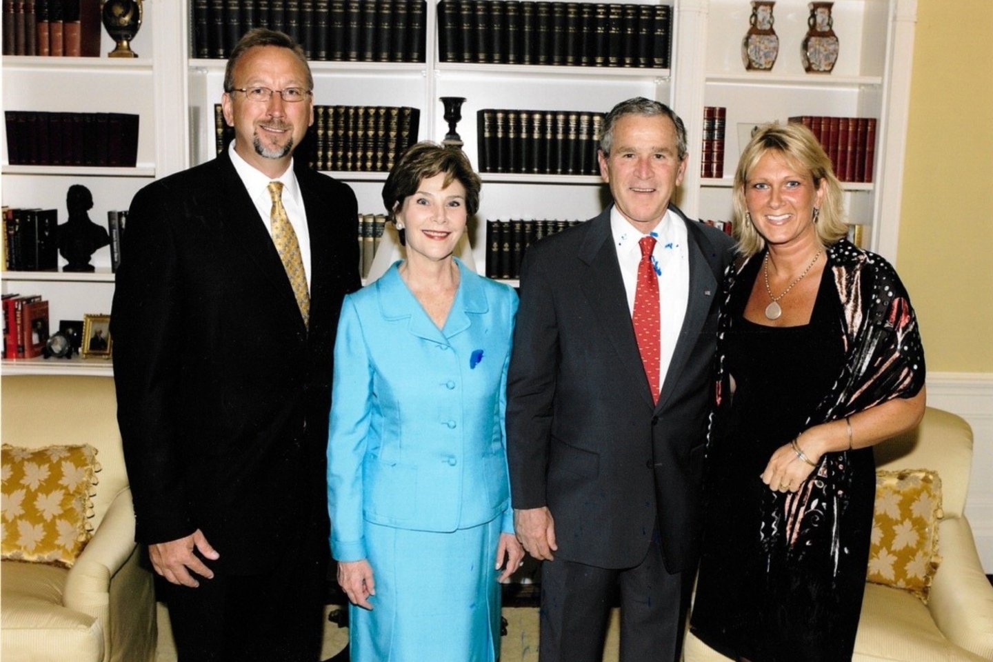 Saulius Anužis Baltuosiuose rūmuose su George'u W. Bushu